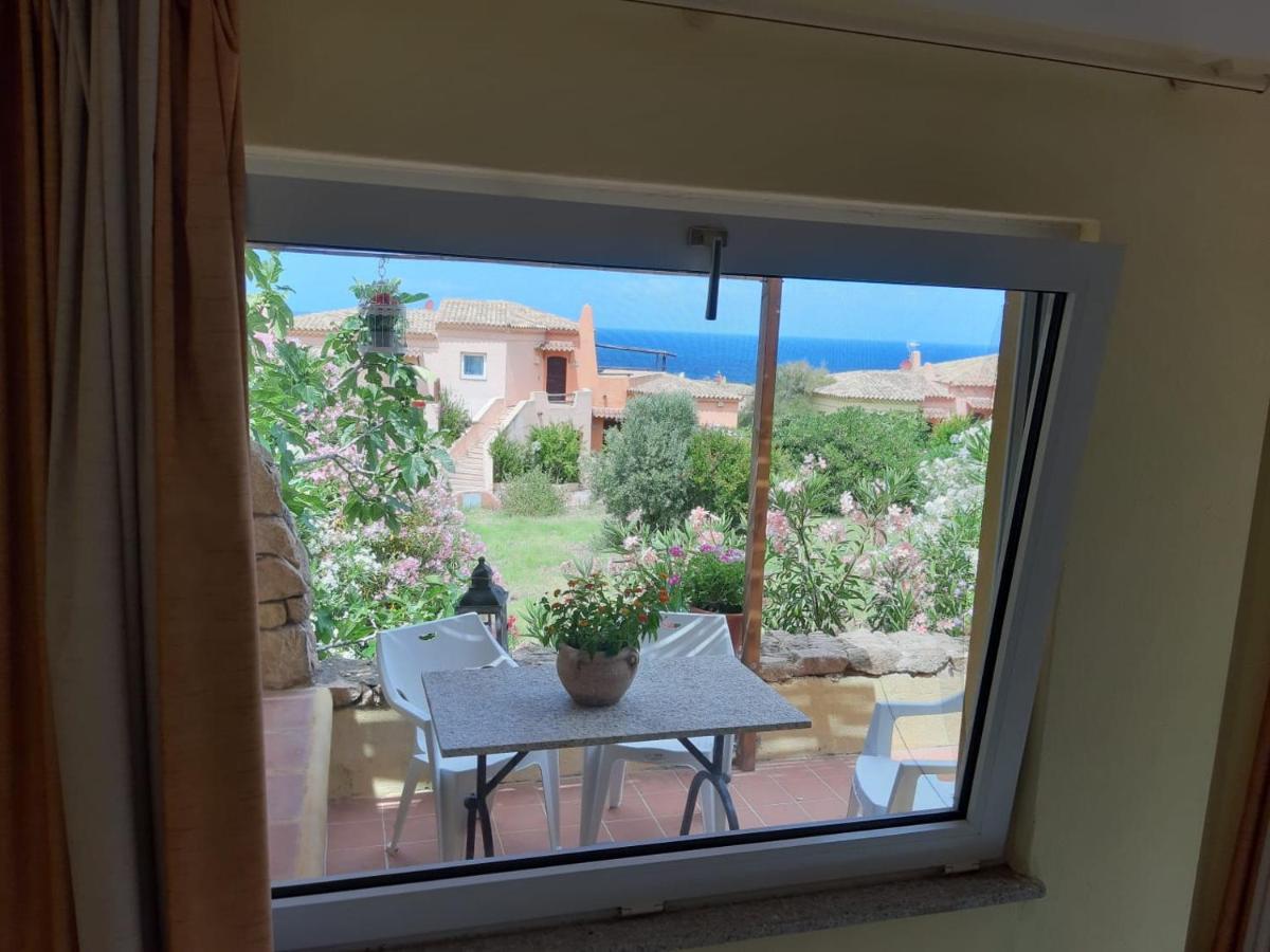 Appartamento Panoramico Calarossa Sardegna 이솔라 로사 외부 사진