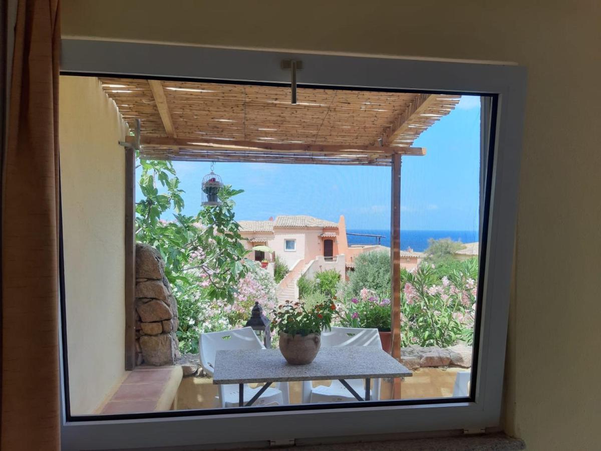 Appartamento Panoramico Calarossa Sardegna 이솔라 로사 외부 사진